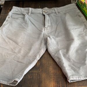 Stylish Gray Denim Shorts for Men‎